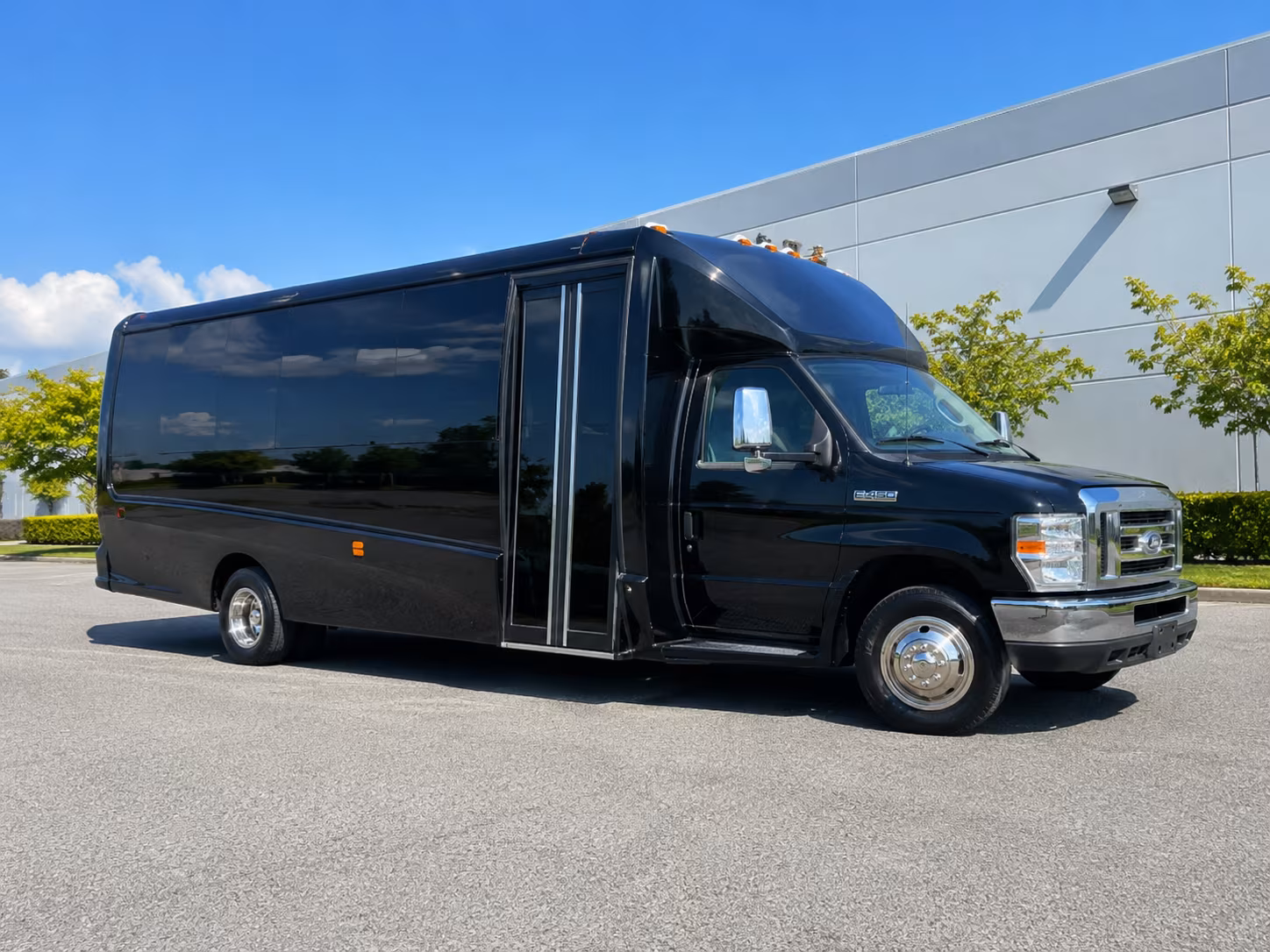 party buses for concord prom night at hilton concord and walnut creek venues